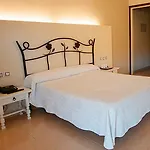 Отель Hotel El Bruc 4*