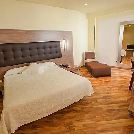 Hotel El Bruc 4* El Bruc