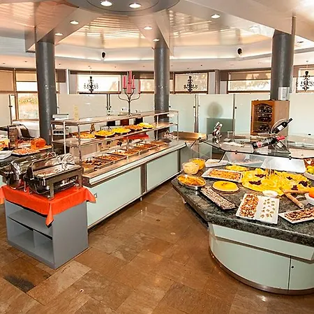 Hotel Hotel El Bruc 4*