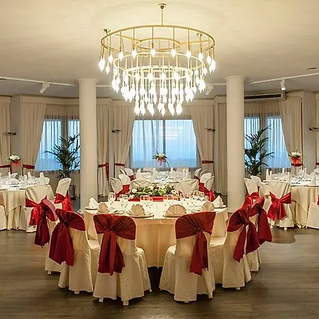 Hotel El Bruc 4* El Bruc